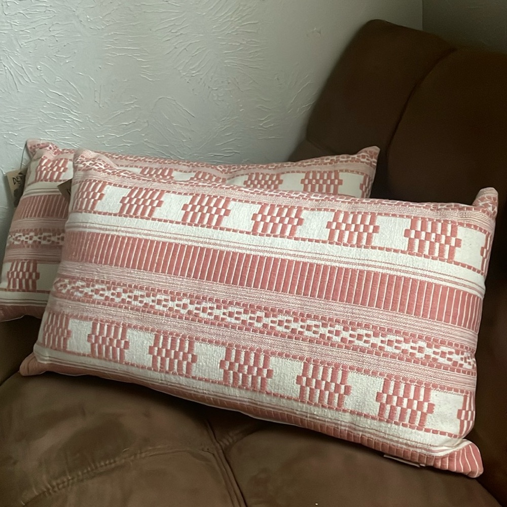Decorative Pillows - Set of 2